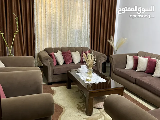 اثاث غرفة ضيوف بسعر حرق للبيع