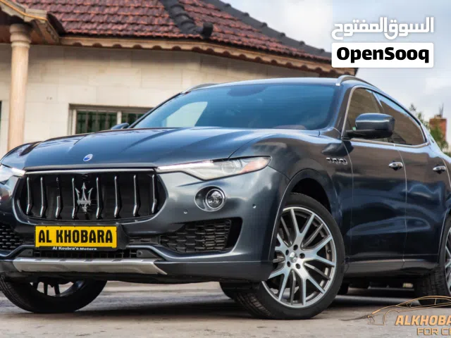 2017 Maserati Levante Standard