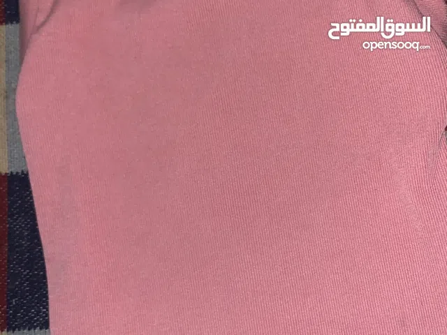 ملابس للبيع