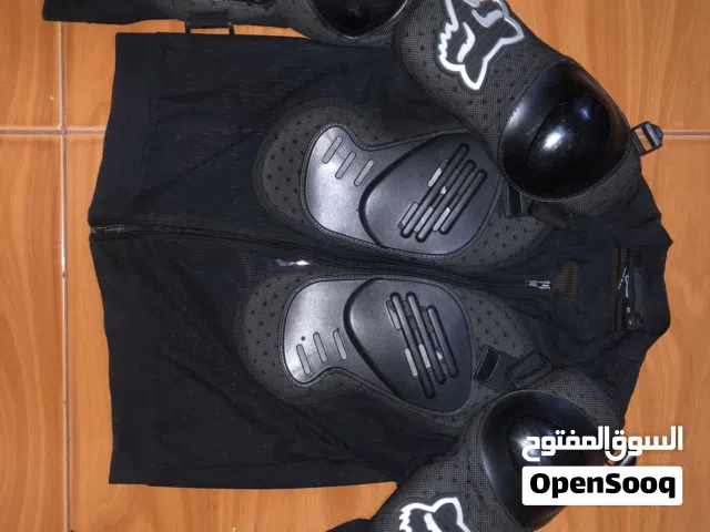 جاكيت دراجة fox taitan sport racing مستعملة مرة واحد لا يوجد اي خدش او ضرر