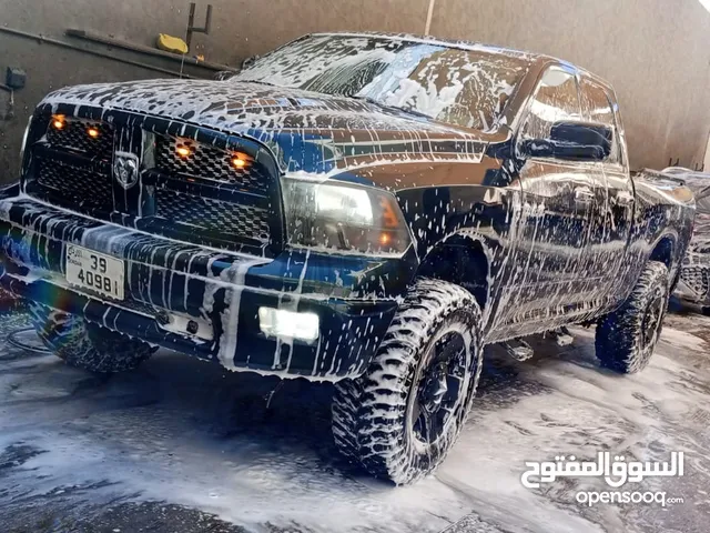 Dodge ram big horn 2011