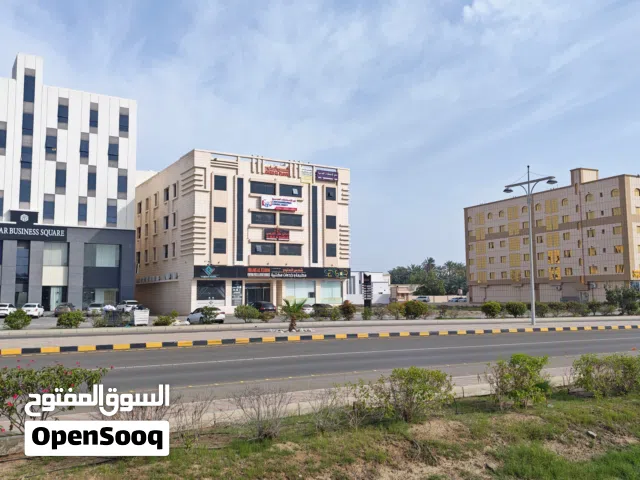 افضل ارض تجارية/سكني وسط مدينة صحار( استثمار + تملك الخليجيين )