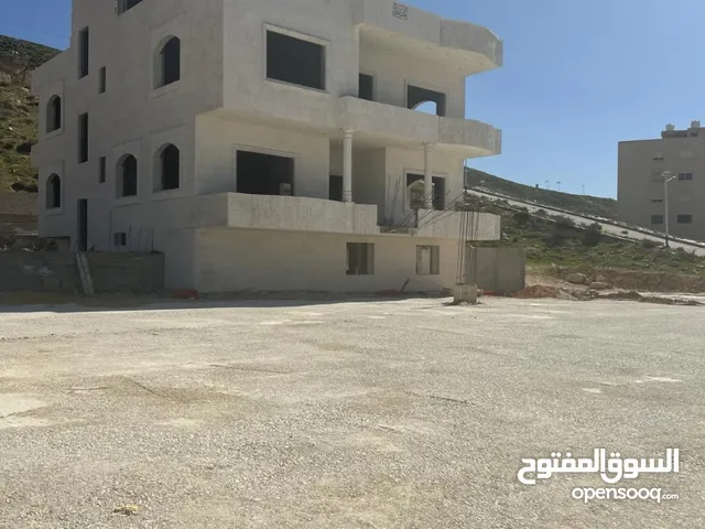 700 m2 More than 6 bedrooms Villa for Sale in Amman Abu Nsair
