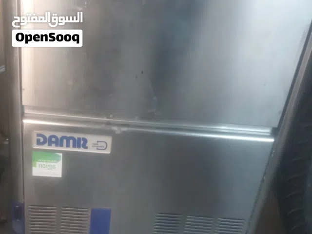 صانعة الثلج للمطاعم والمقاهي جديده بنصف