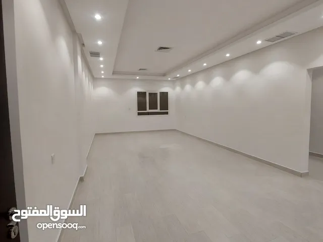 250 m2 3 Bedrooms Apartments for Rent in Al Ahmadi Sabah AL Ahmad residential
