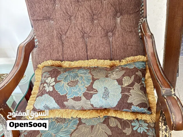 طقم كنب خشب زان وسويد لغرفة الضيوف