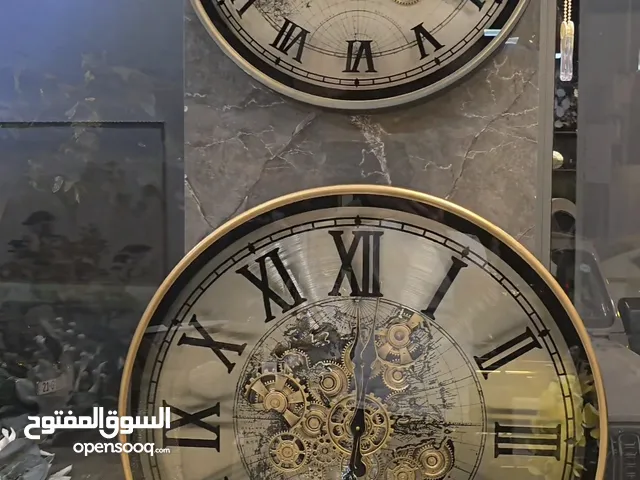 ساعه الحائط