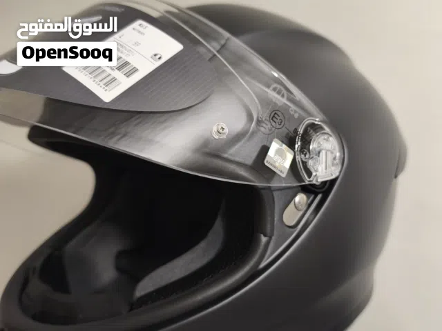 متوفر خوذتين ماركة AGV جدد-التواصل وتب أب فقط-السعر غير قابل للمساومة للجادين فقط