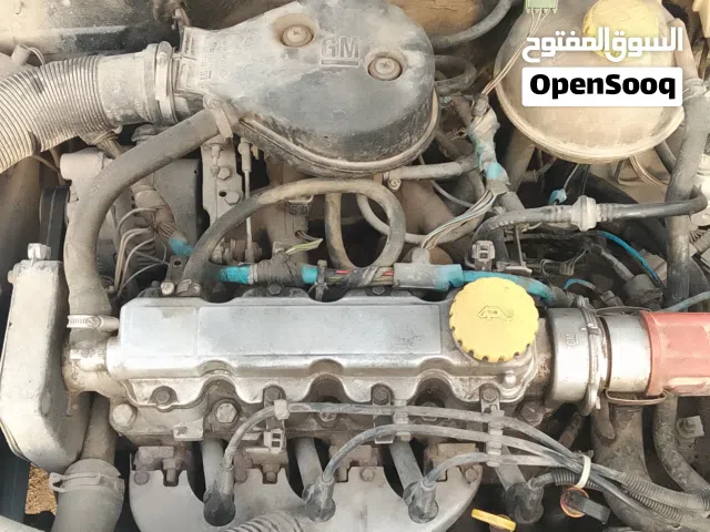2000 أوبل كورسا Design
