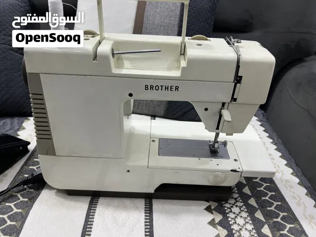ماكنة خياطة برذر بحالة جيدة وغل فقط منزلي