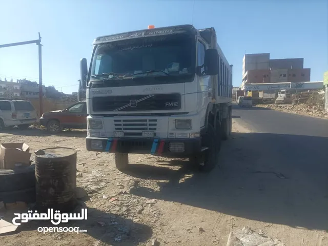 فولفو قلاب نظيف جدا