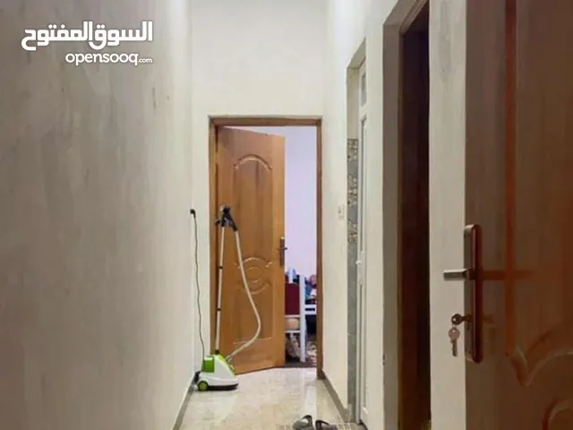 110m2 2 Bedrooms Townhouse for Rent in Basra Yaseen Khrebit