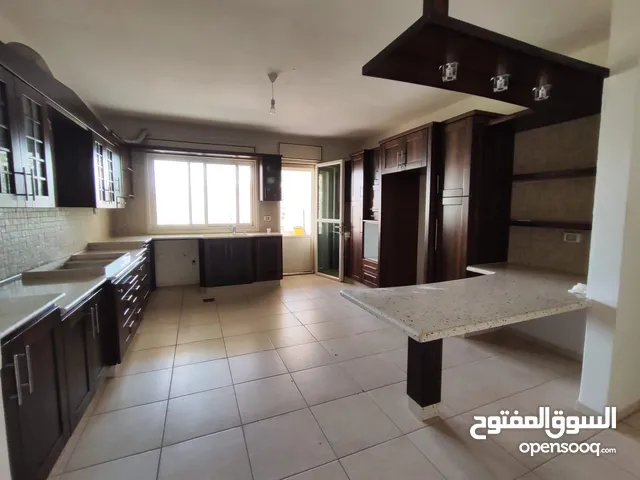 فرصة سكنية مميزة لعشاق المساحات الواسعة والهدوء- الموقع: الطيرة – خلف الريف