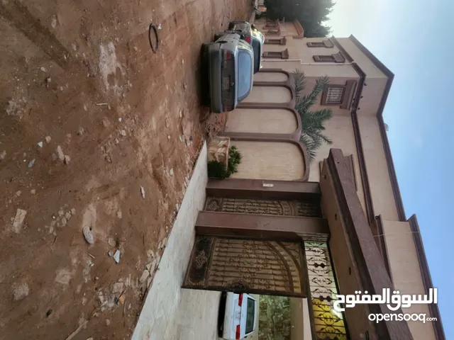 400 m2 5 Bedrooms Villa for Sale in Benghazi Al-Masakin