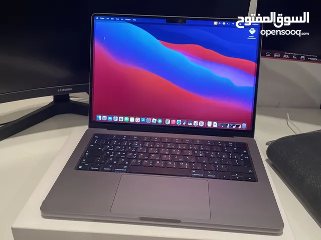 MacBook Pro M3 New