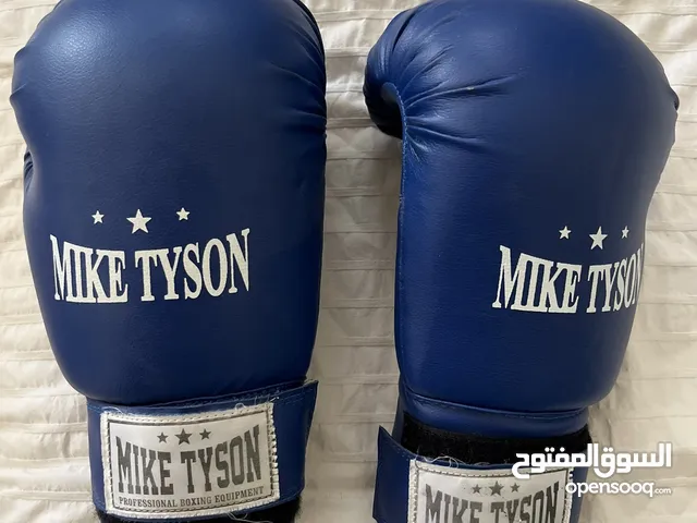 Boxing gloves excellent condition