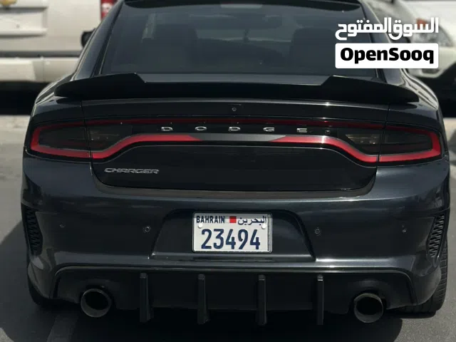 للبيع رقم خماسي مملوك وسيريل