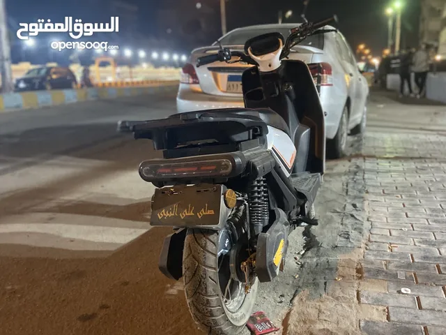 سكوتر كهربا كبير حاله ممتازه للبيع