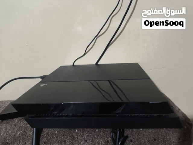 بلاستيشن 4 مهكر بسعر ممتاز 500 جيجا ssd