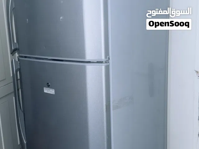 ثلاجة شارب ياباني تبريد ممتاز جدة البوادي