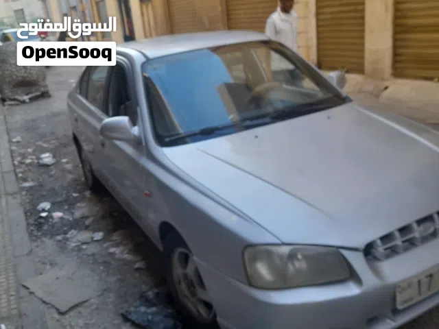 2001 هيونداي افانتي SE