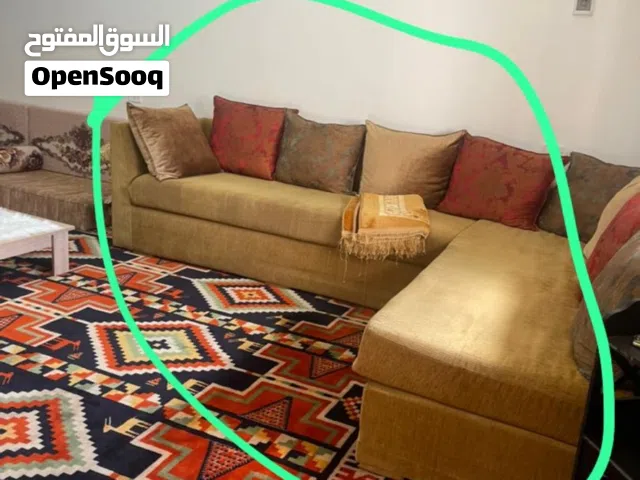 صالون عااالي خمس قطع مع المخاد متعه