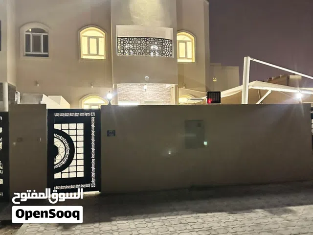 400 m2 5 Bedrooms Villa for Rent in Muscat Al Mawaleh