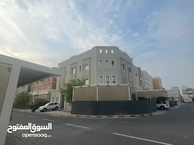 400 m2 More than 6 bedrooms Villa for Sale in Kuwait City Jaber Al Ahmed