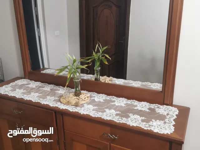 بوفيه خشب و طاوله شاشه