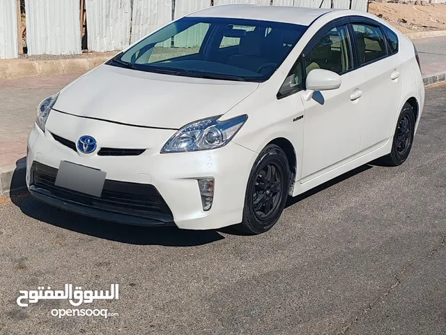 Used Toyota Prius in Aqaba