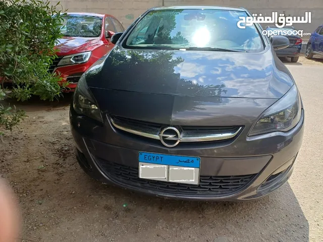 Opel Astra 2015 in Cairo