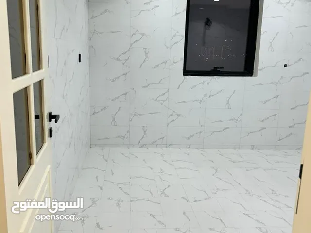 220 m2 5 Bedrooms Apartments for Sale in Jazan As Suwais