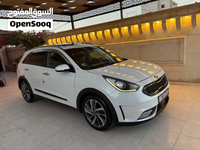 2017 Kia Niro EX Touring