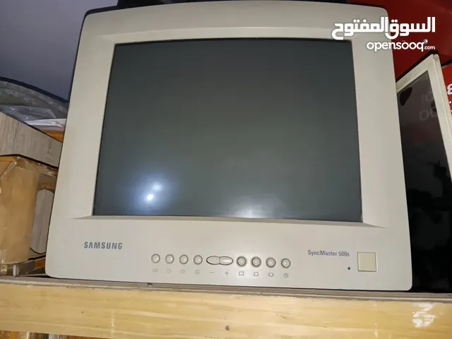 شاشة مونتر قياس17نظافة 95شغالة