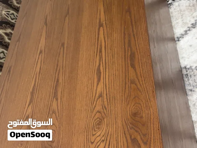 طاوله كبيره