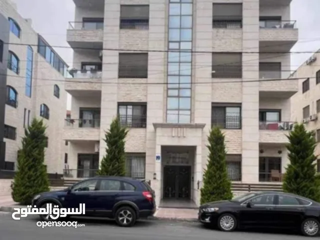 شقة للبيع في ام اذينة