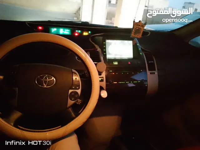 Used Toyota Prius in Amman