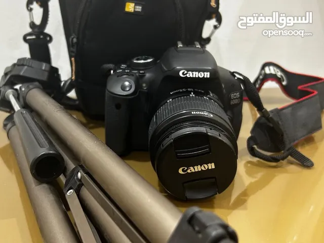 Canon 600D with stand