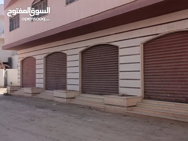 Unfurnished Warehouses in Tripoli Edraibi
