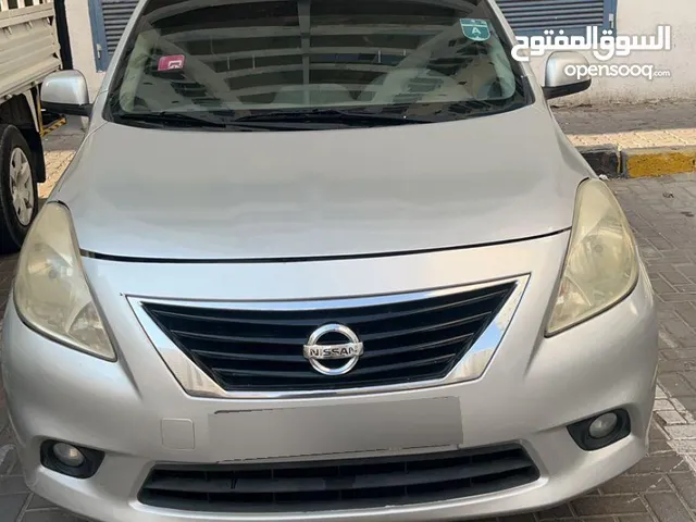 Nissan sunny 2012