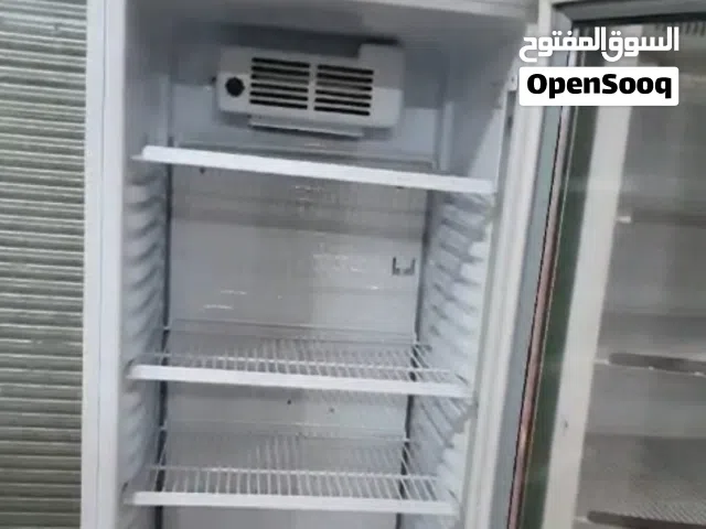 بضاعه سوبر ماركت بحاله الوكاله  +كاميرات مراقبه مع كامل معدات وميزان الكتروني