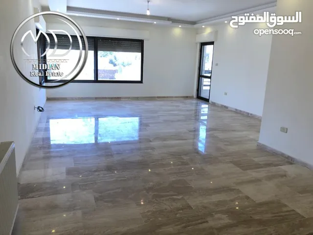 شقة جديدة للبيع ام السماق مساحات 210م تشطيبات و ديكورات سوبر ديلوكس اطلالة جميلة بسعر مميز جداً