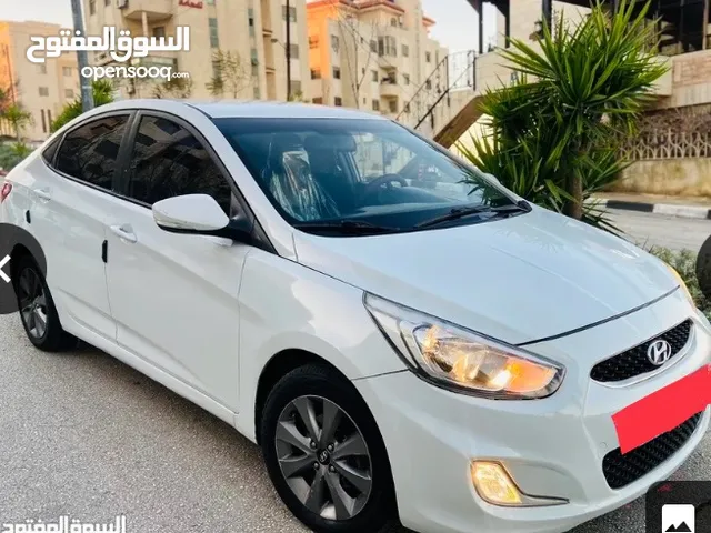 اكسنت 2018 للبيع