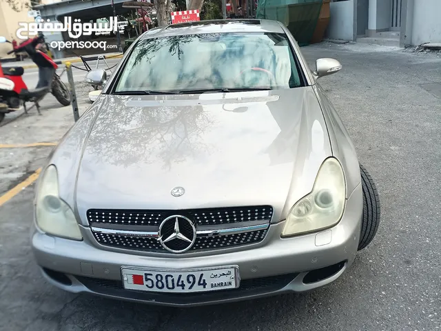Mercedes Benz CLK-Class 2005 in Northern Governorate