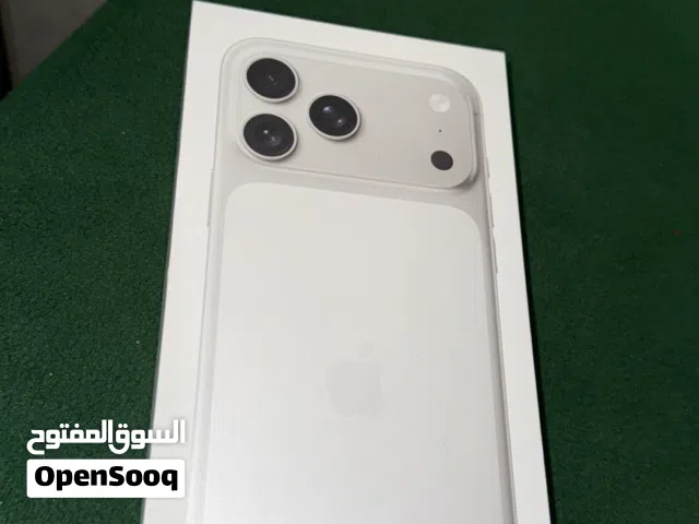 جوال آيفون 17برو ماكس ابيض