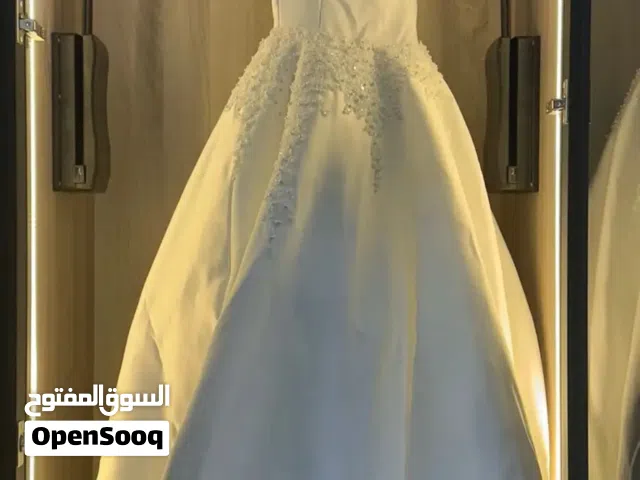 فستان زفاف للبيع