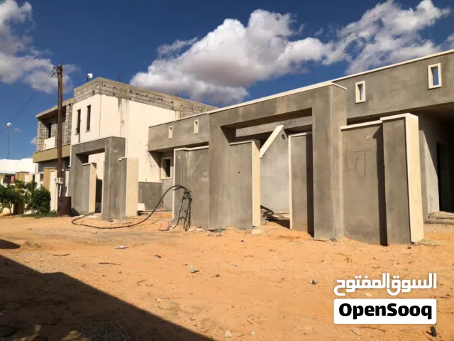 158 m2 3 Bedrooms Townhouse for Sale in Tripoli Wadi Al-Rabi