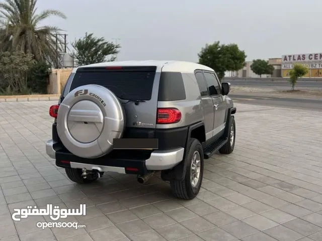 Used Toyota FJ in Al Batinah