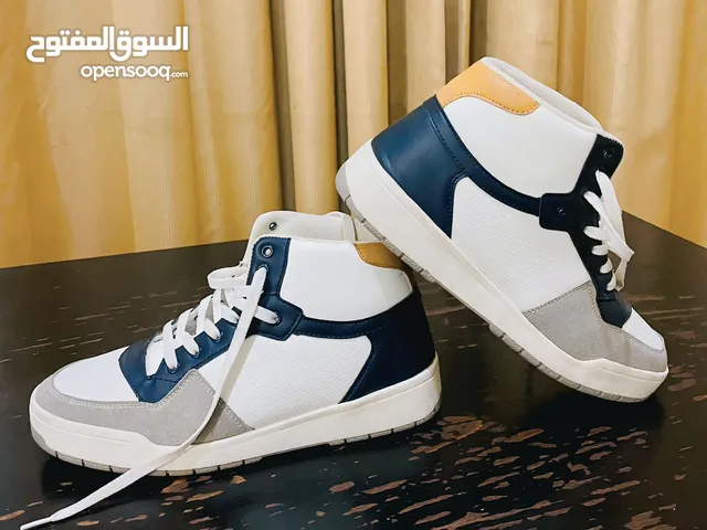 Brand New Men Shoe - Big size (9-10cm) ** Only serious ppl should contact **