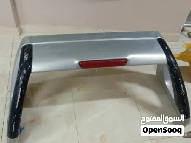 نص غرفة ديماكس او إيسوزو  (Isuzu D-Max) 2005 ول 2014. ومع ودعامية بيستا